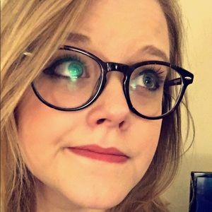 Meet your Posher, Ellie